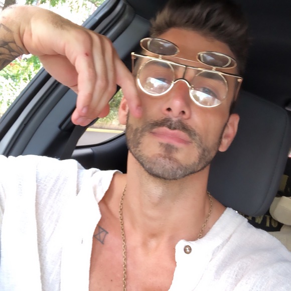 Meet your Posher, Gregory - Picture 1 of 1